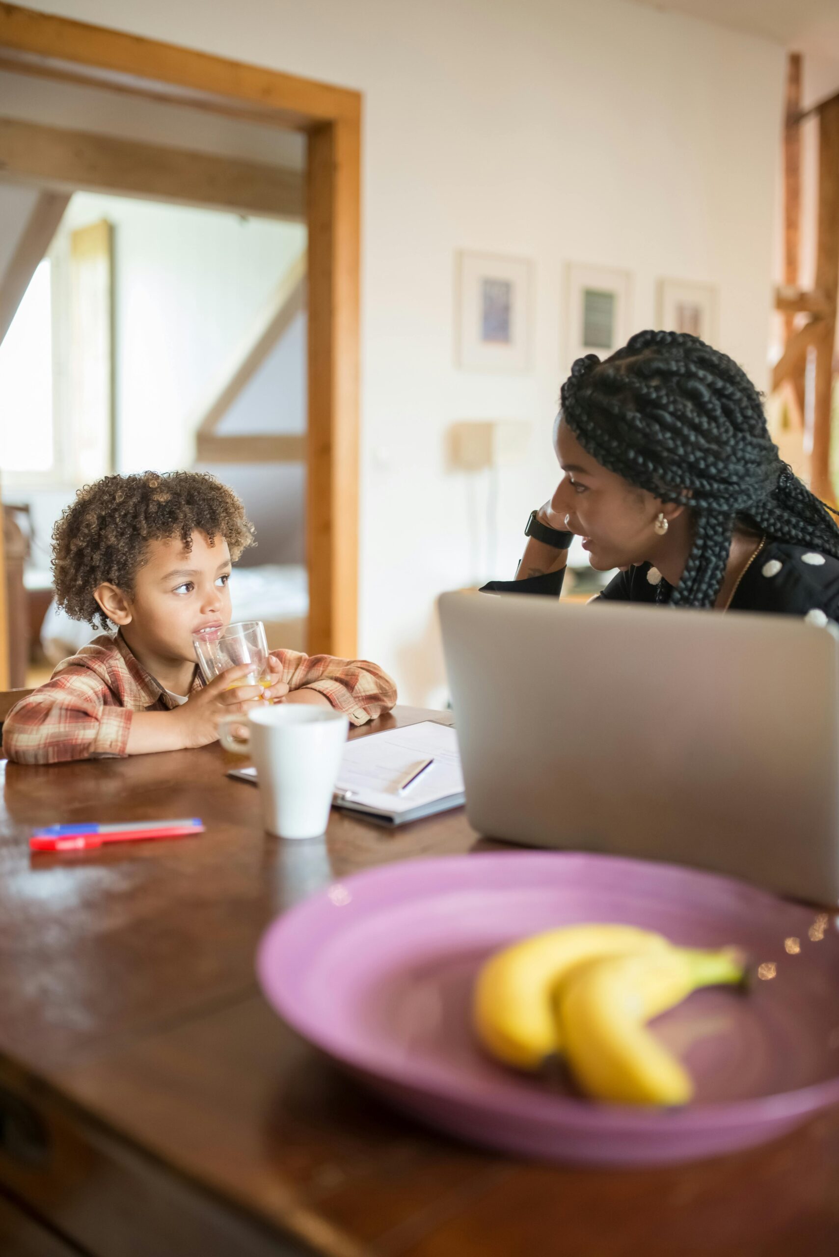 10 Ways to Encourage Dinner Table Conversation With Kids